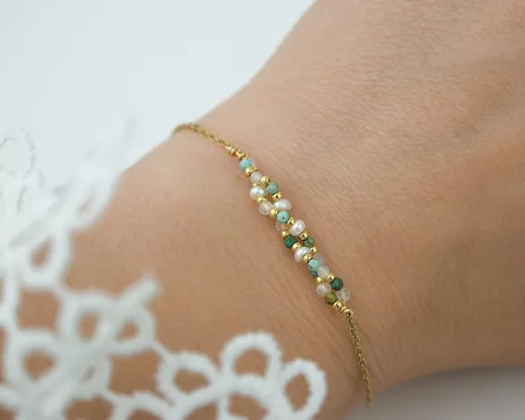 Bracelet tressé en pierres naturelles