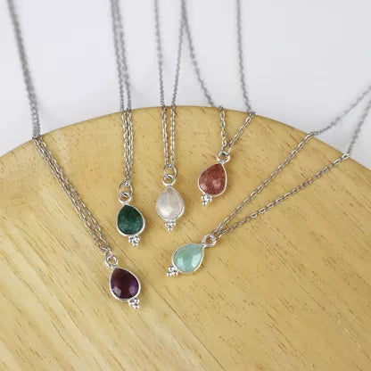 Collier acier inoxydable argenté avec pendentif