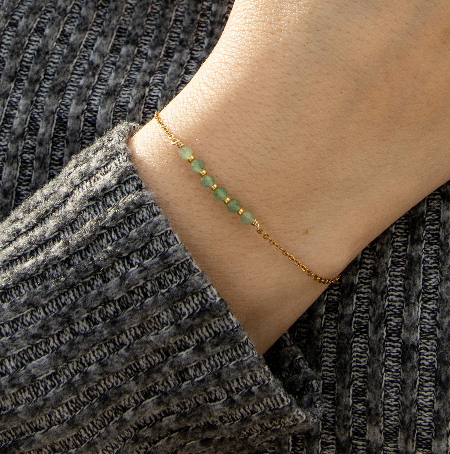 Bracelet acier inoxydable doré et pierres naturelles