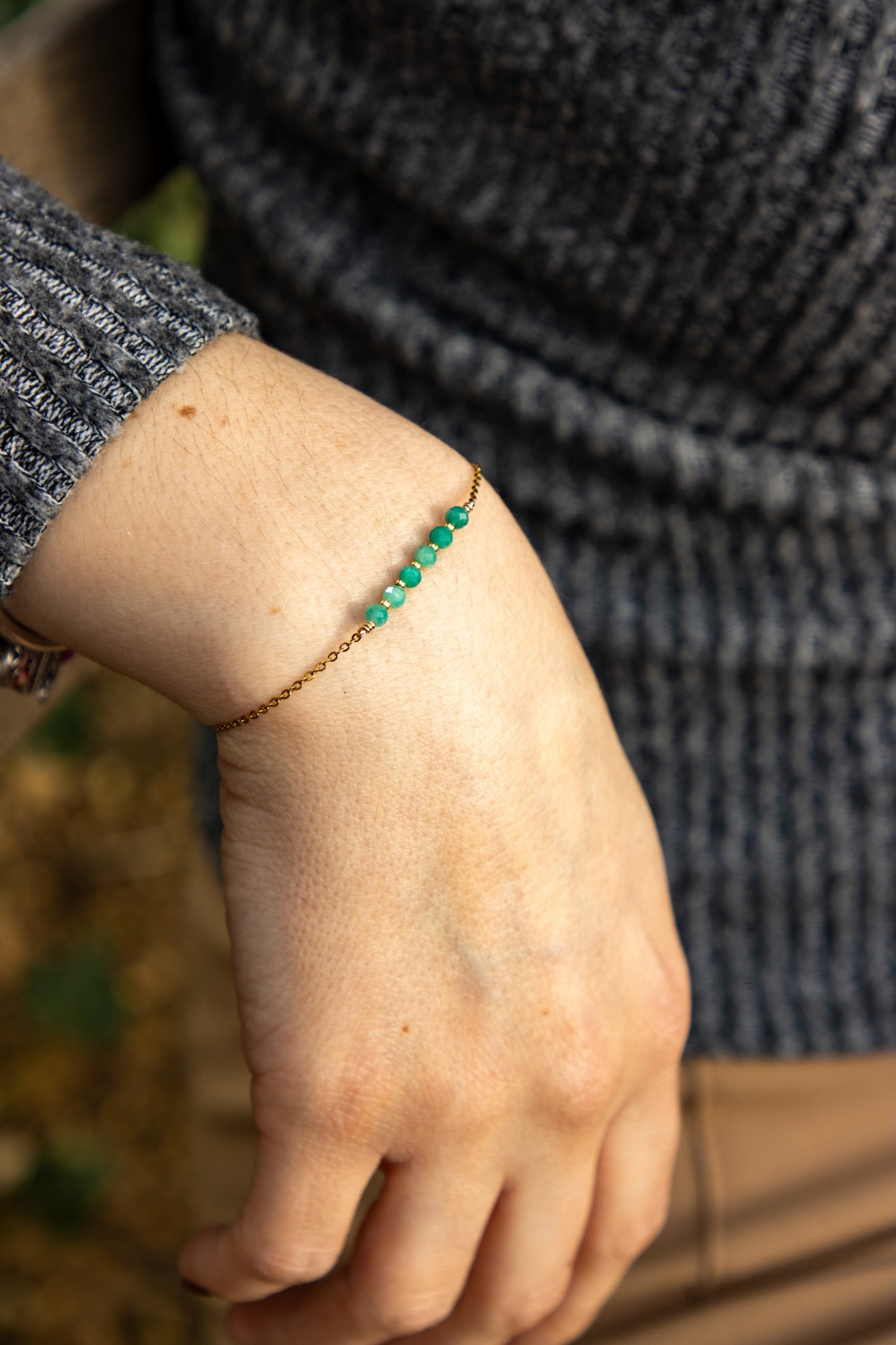 Bracelet acier inoxydable doré et pierres naturelles