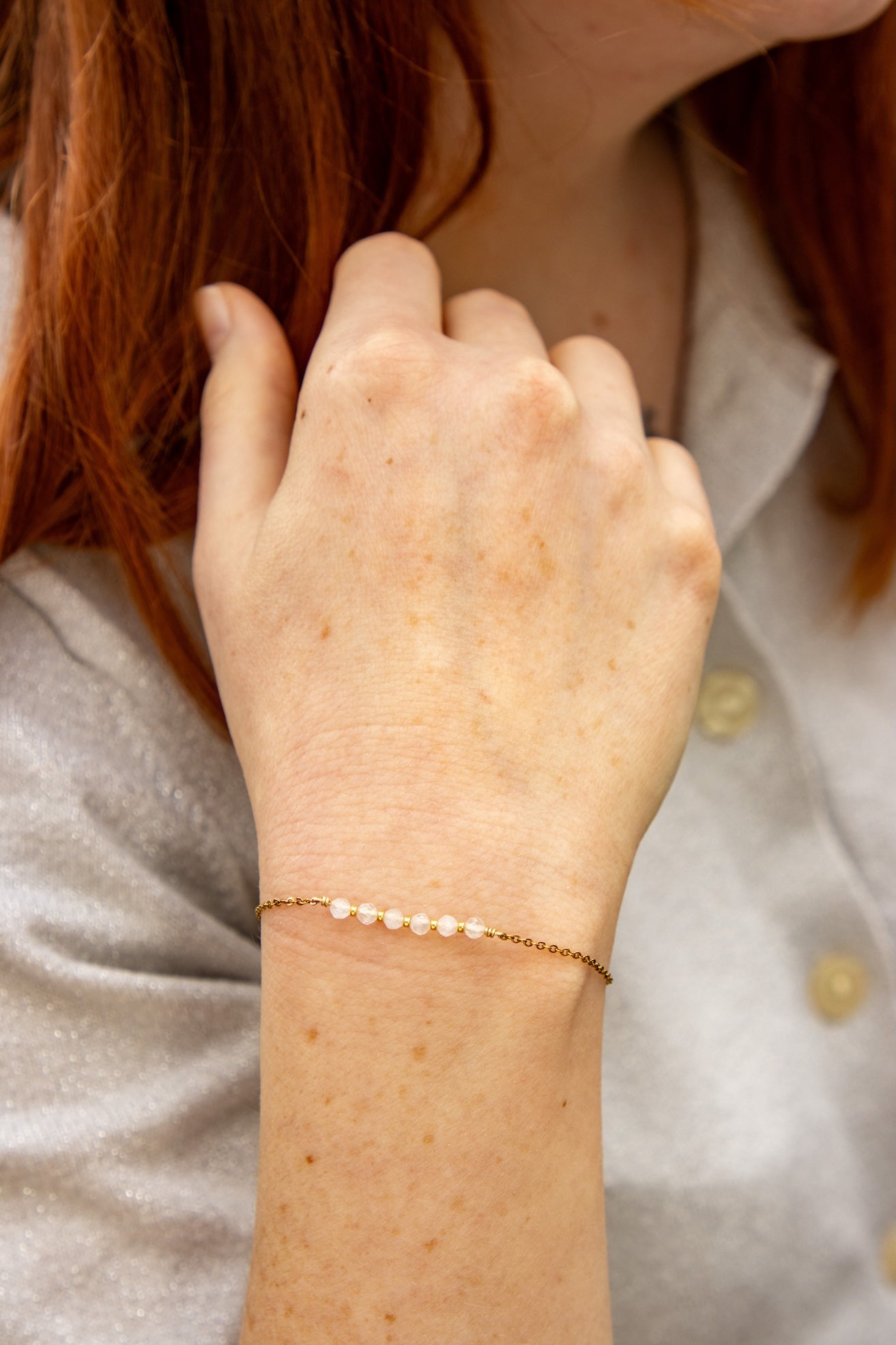 Bracelet acier inoxydable doré et pierres naturelles