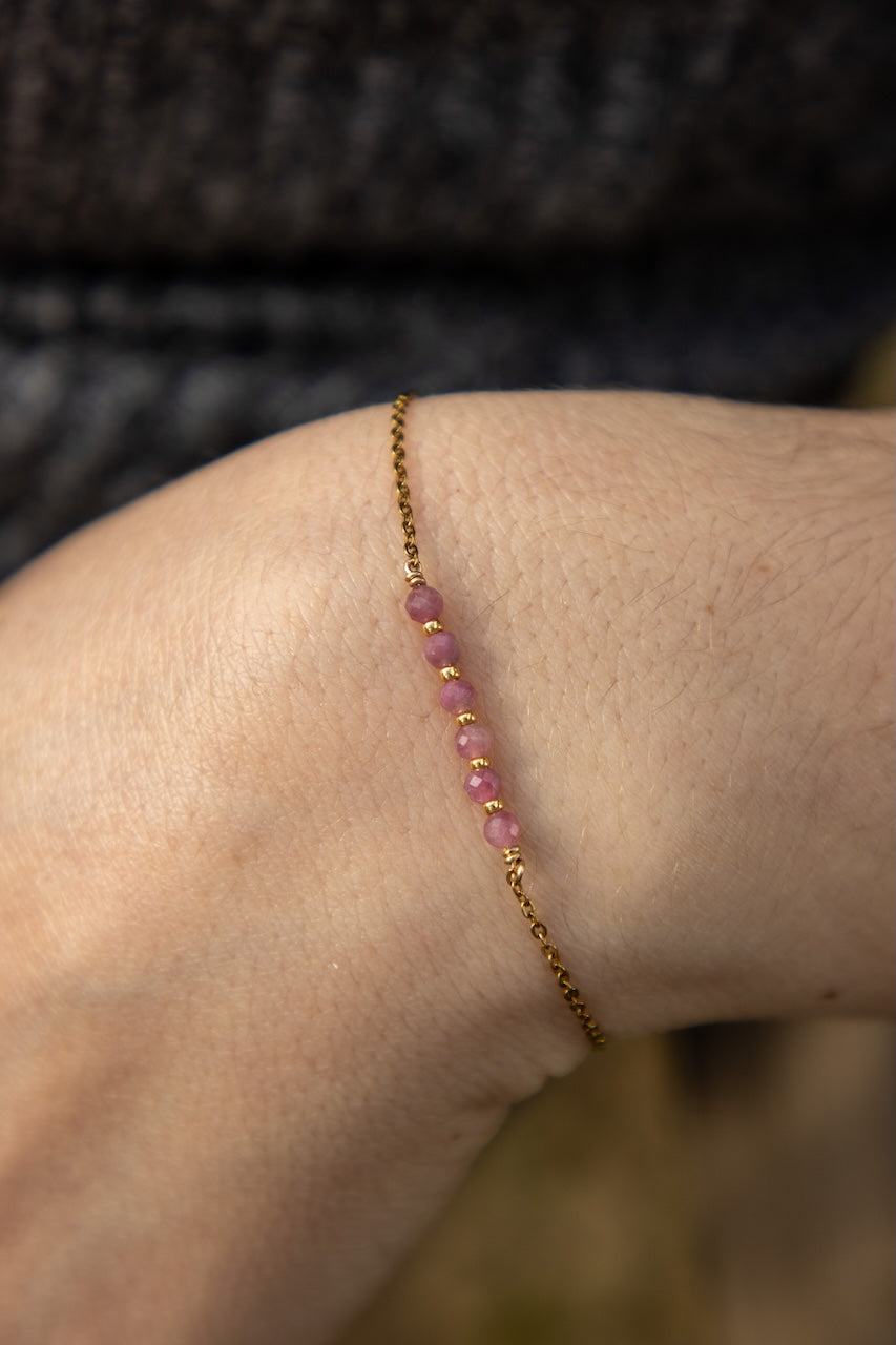 Bracelet acier inoxydable doré et pierres naturelles