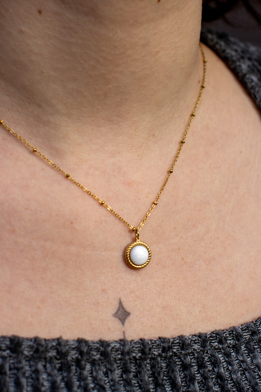 Collier acier inoxydable doré pendentif torsadé