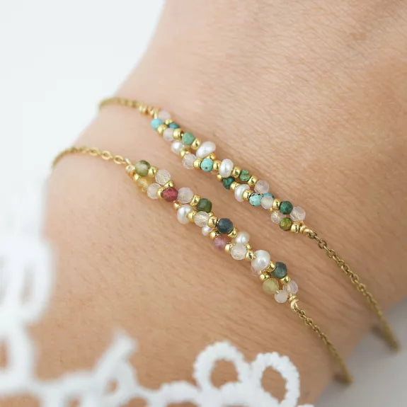 Bracelet tressé en pierres naturelles