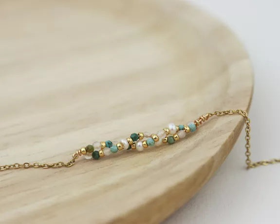 Bracelet tressé en pierres naturelles